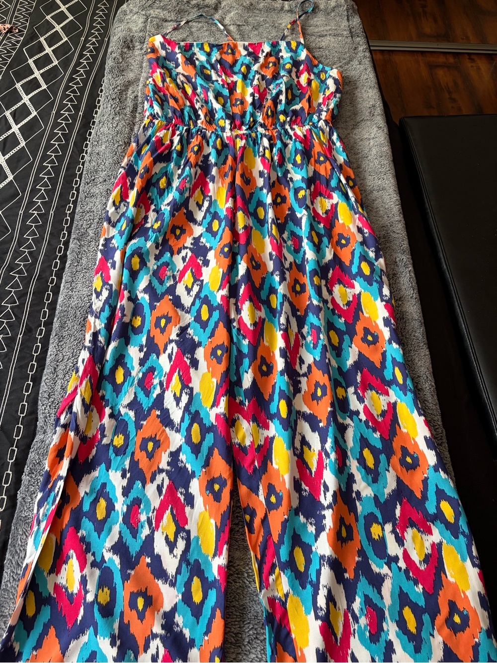 Bright Multi-Color Sleeveless Printed Jumpsuit - Picture 8 of 10